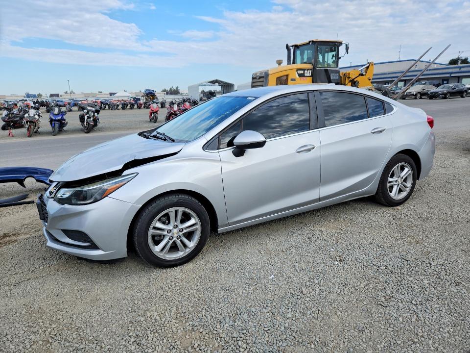 61789206 :رقم المزاد ، 1G1BE5SM4G7319628 vin ، 2016 Chevrolet Cruze مزاد بيع