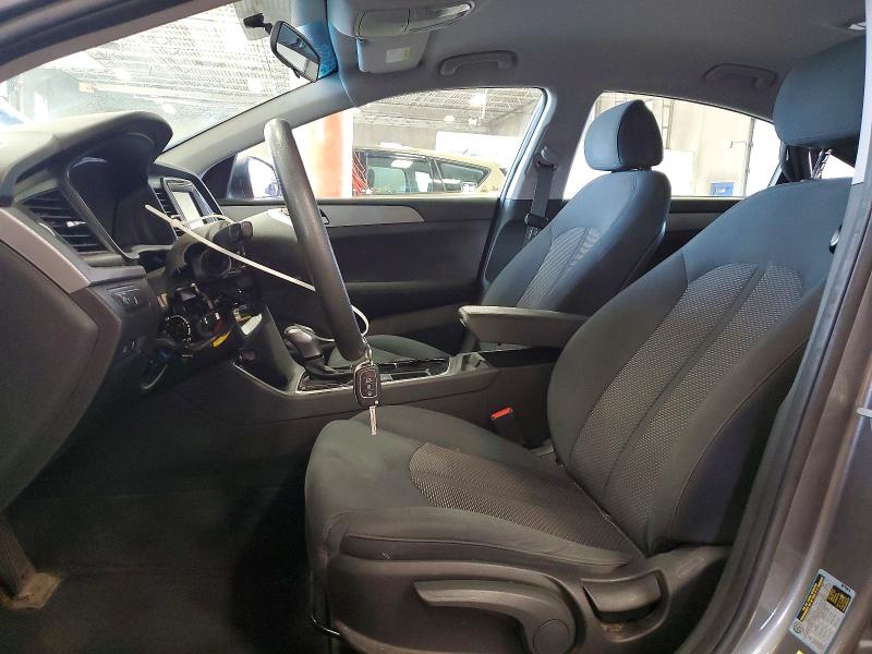 2018 Hyundai Sonata მანქანა იყიდება აუქციონზე, vin: 5NPE24AF7JH692904, აუქციონის ნომერი: 61547526