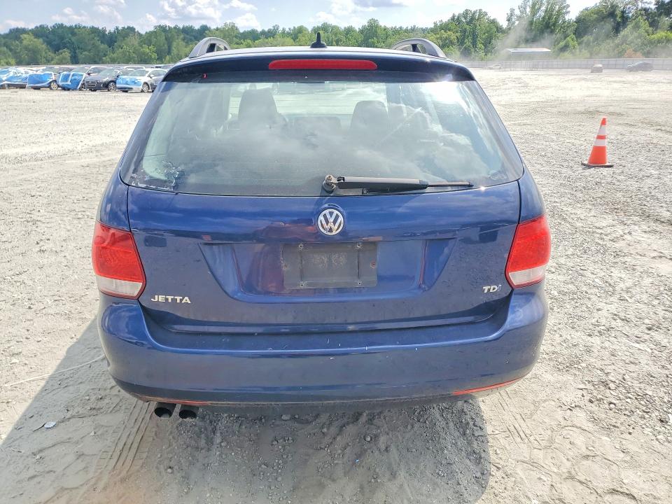 2013 Volkswagen Jetta მანქანა იყიდება აუქციონზე, vin: 3VWML7AJ2DM649811, აუქციონის ნომერი: 60038476