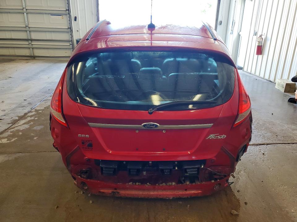 Продажа на аукционе авто 2012 Ford Fiesta, vin: 3FADP4FJ7CM150294, номер лота: 63185126