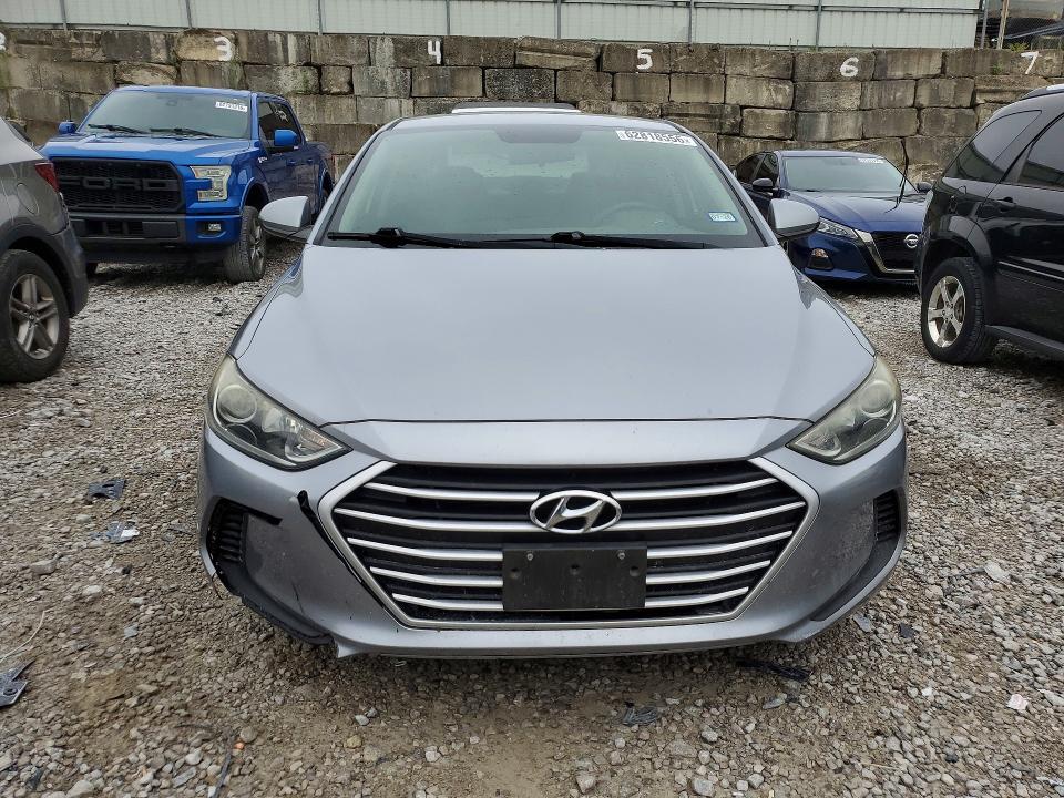 Продаж на аукціоні авто 2017 Hyundai Elantra, vin: 5NPD74LF2HH151957, номер лоту: 62818556