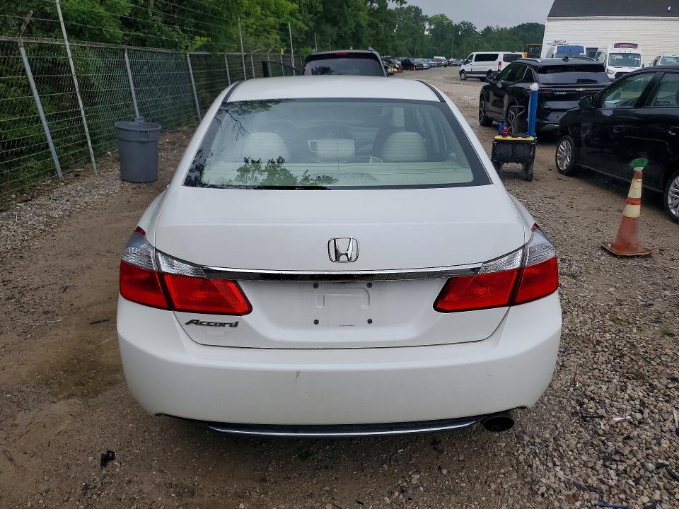 2015 Honda Accord მანქანა იყიდება აუქციონზე, vin: 1HGCR2F38FA271716, აუქციონის ნომერი: 61761286