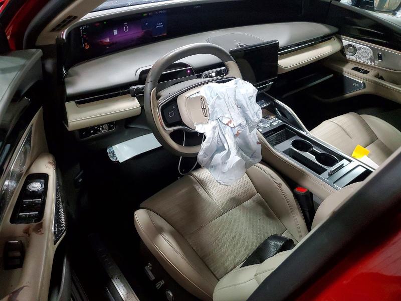 60185596 :رقم المزاد ، 5LMPJ8KA7SJ972796 vin ، 2025 Lincoln Nautilus مزاد بيع