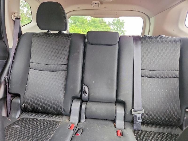 62237166 :رقم المزاد ، KNMAT2MV3JP565977 vin ، 2018 Nissan Rogue مزاد بيع