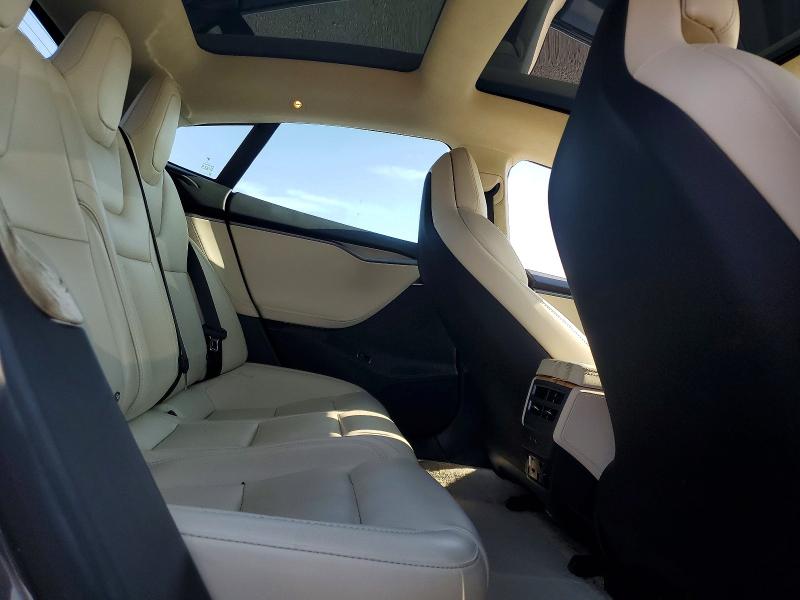 2018 Tesla Model S მანქანა იყიდება აუქციონზე, vin: 5YJSA1E26JF297011, აუქციონის ნომერი: 62260946