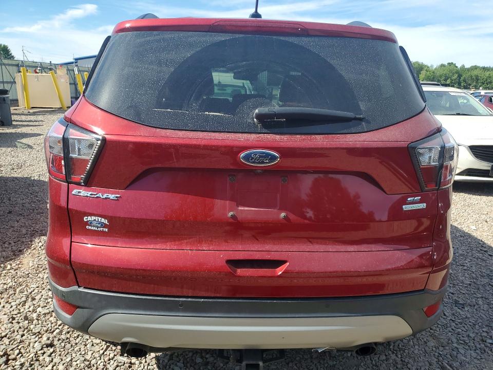 Продаж на аукціоні авто 2017 Ford Escape, vin: 1FMCU0GD2HUE84330, номер лоту: 61497126