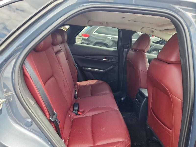 59696816 :رقم المزاد ، 3MVDMBCM2PM585282 vin ، 2023 Mazda Cx-30 مزاد بيع