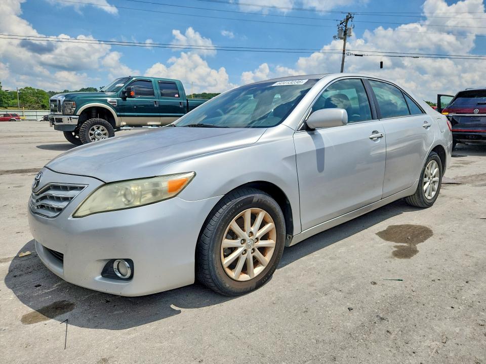 60413236 :رقم المزاد ، 4T1BK3EK6BU118124 vin ، 2011 Toyota Camry مزاد بيع