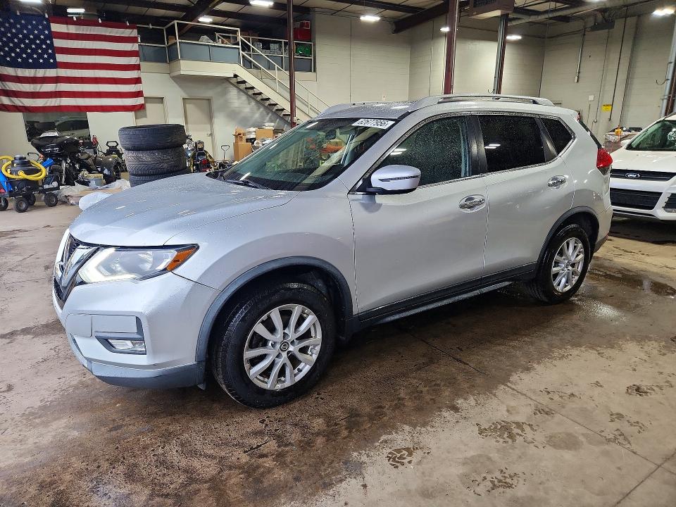 Aukcja sprzedaży 2017 Nissan Rogue, vin: KNMAT2MV5HP603770, numer aukcji: 62677956