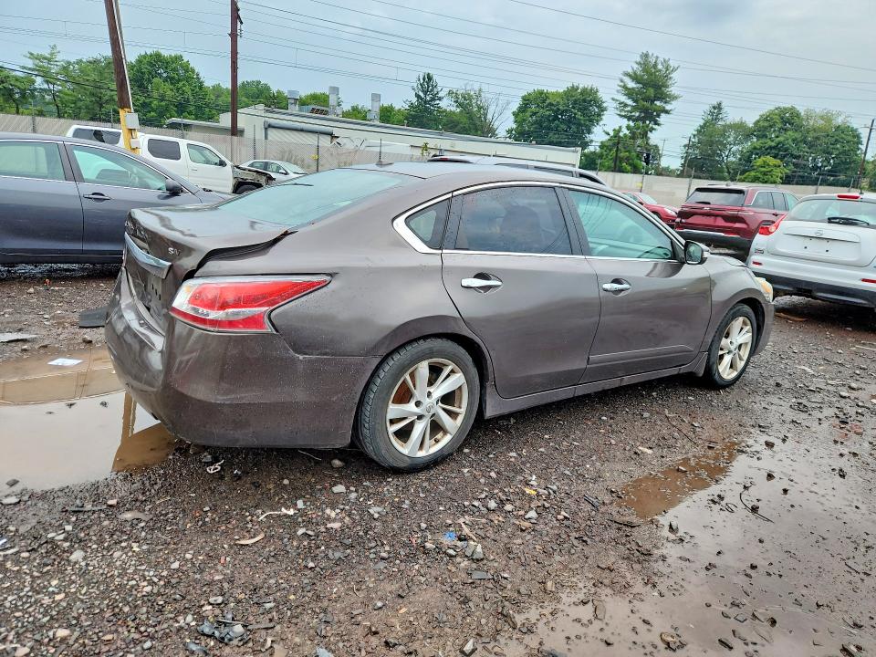 2015 Nissan Altima მანქანა იყიდება აუქციონზე, vin: 1N4AL3AP0FC470082, აუქციონის ნომერი: 62492636