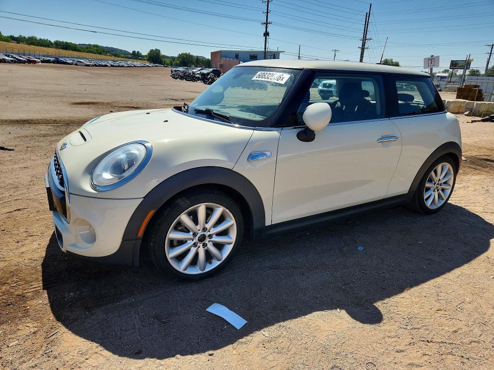 2015 Mini Cooper მანქანა იყიდება აუქციონზე, vin: WMWXP7C51F2A37033, აუქციონის ნომერი: 60832036
