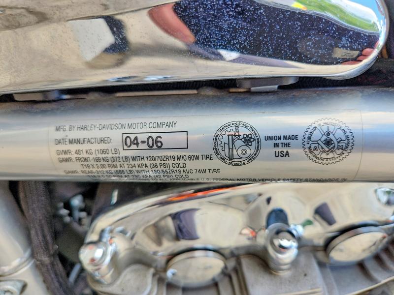 63697346 :رقم المزاد ، 1HD1HAZ116K811767 vin ، 2006 Harley-davidson Vrscr مزاد بيع