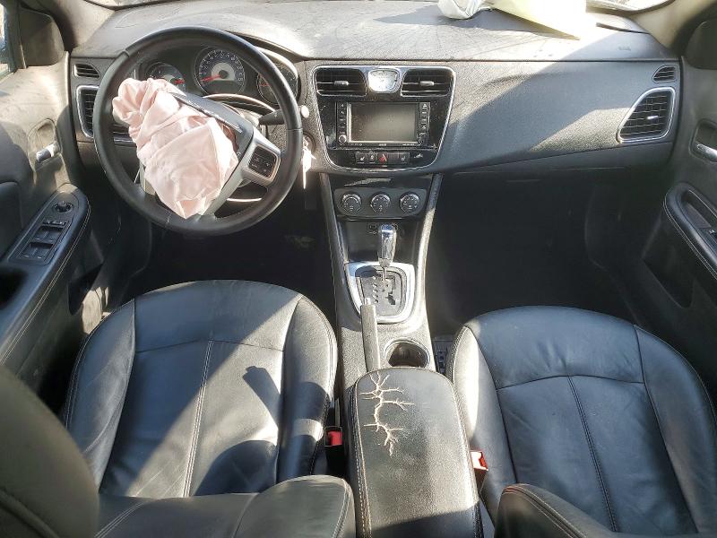 59291756 :رقم المزاد ، 1C3BC2FBXBN615850 vin ، 2011 Chrysler 200 مزاد بيع