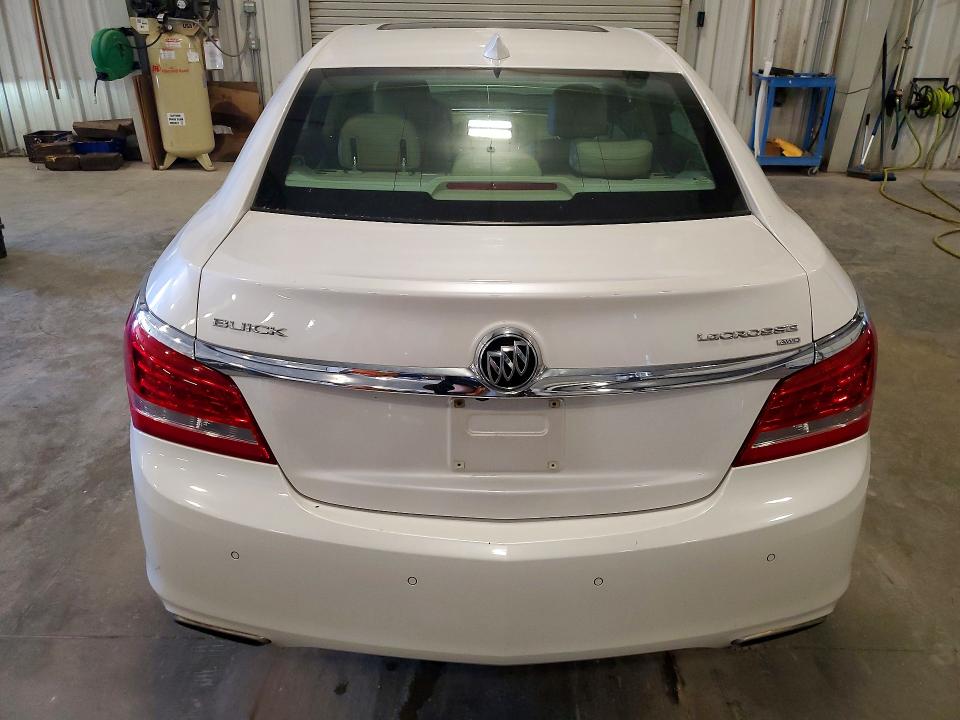 60645066 :رقم المزاد ، 1G4GE5G39FF218615 vin ، 2015 Buick Lacrosse مزاد بيع