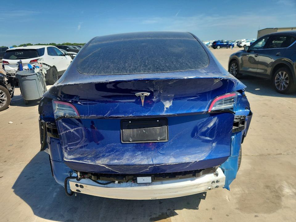 2024 Tesla Model Y მანქანა იყიდება აუქციონზე, vin: 7SAYGDED2RF155667, აუქციონის ნომერი: 59838156