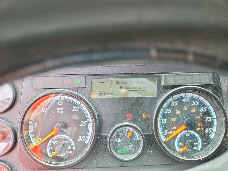 2018 Freightliner Cascadia 125 მანქანა იყიდება აუქციონზე, vin: 3AKJGLDR1JSJL1686, აუქციონის ნომერი: 56465336
