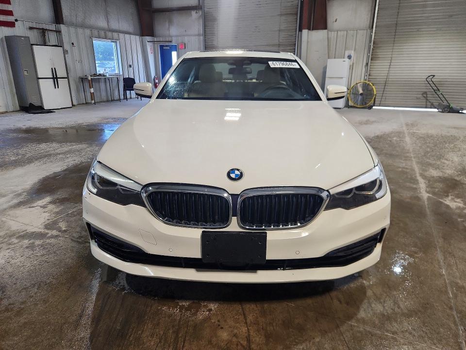 Продажа на аукционе авто 2018 Bmw 530xe, vin: WBAJB1C55JB083990, номер лота: 61796846