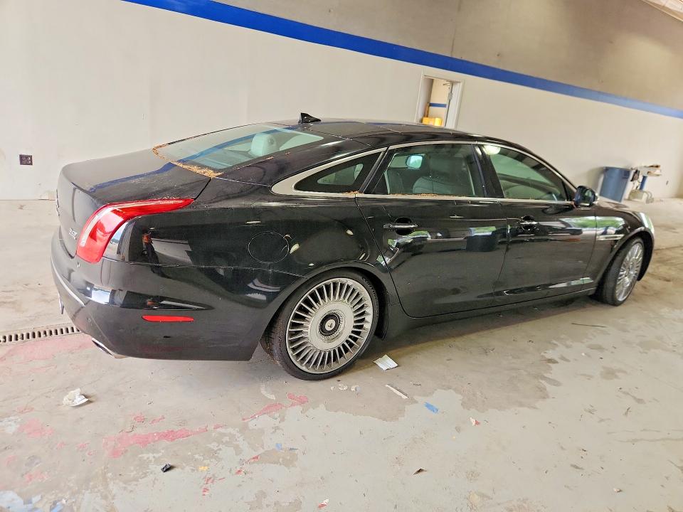 Продажа на аукционе авто 2015 Jaguar Xjl, vin: SAJWJ2GD9F8V88617, номер лота: 60397206