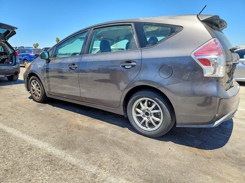 60205026 :رقم المزاد ، JTDZN3EU3GJ051938 vin ، 2016 Toyota Prius V مزاد بيع
