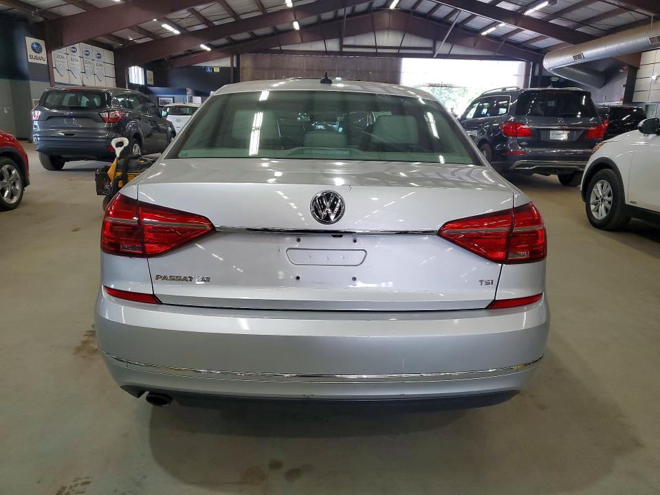 2016 Volkswagen Passat მანქანა იყიდება აუქციონზე, vin: 1VWBT7A36GC026433, აუქციონის ნომერი: 61705366