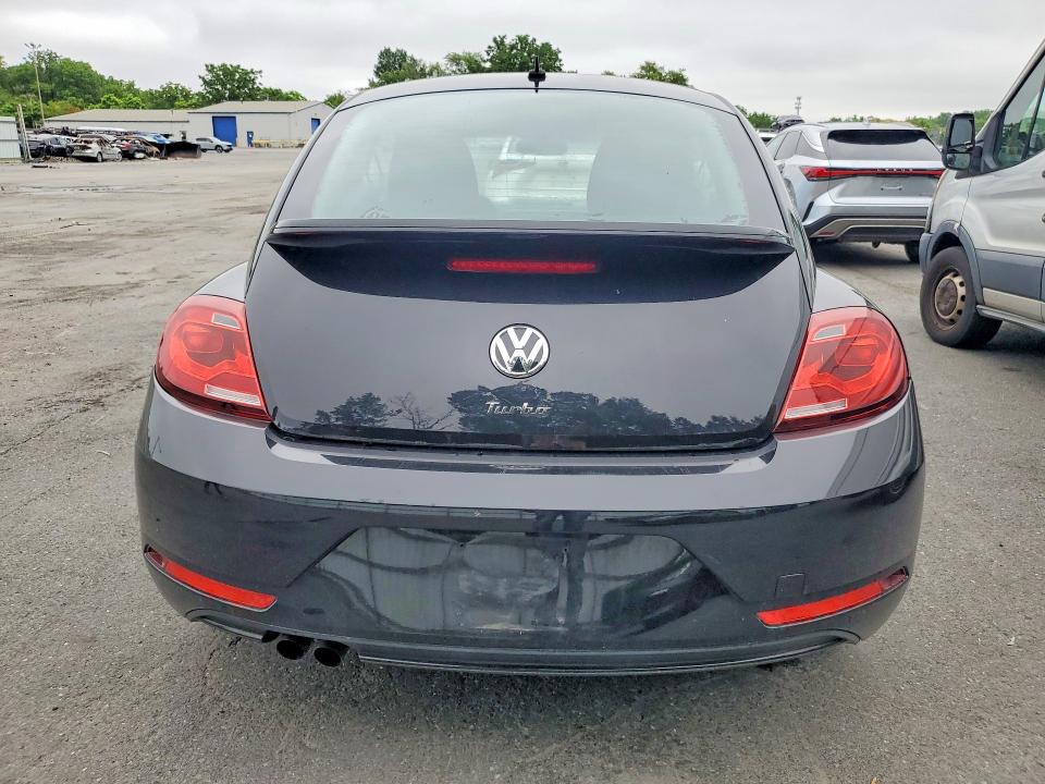Продажа на аукционе авто 2017 Volkswagen Beetle, vin: 3VWF17AT6HM613142, номер лота: 85626125