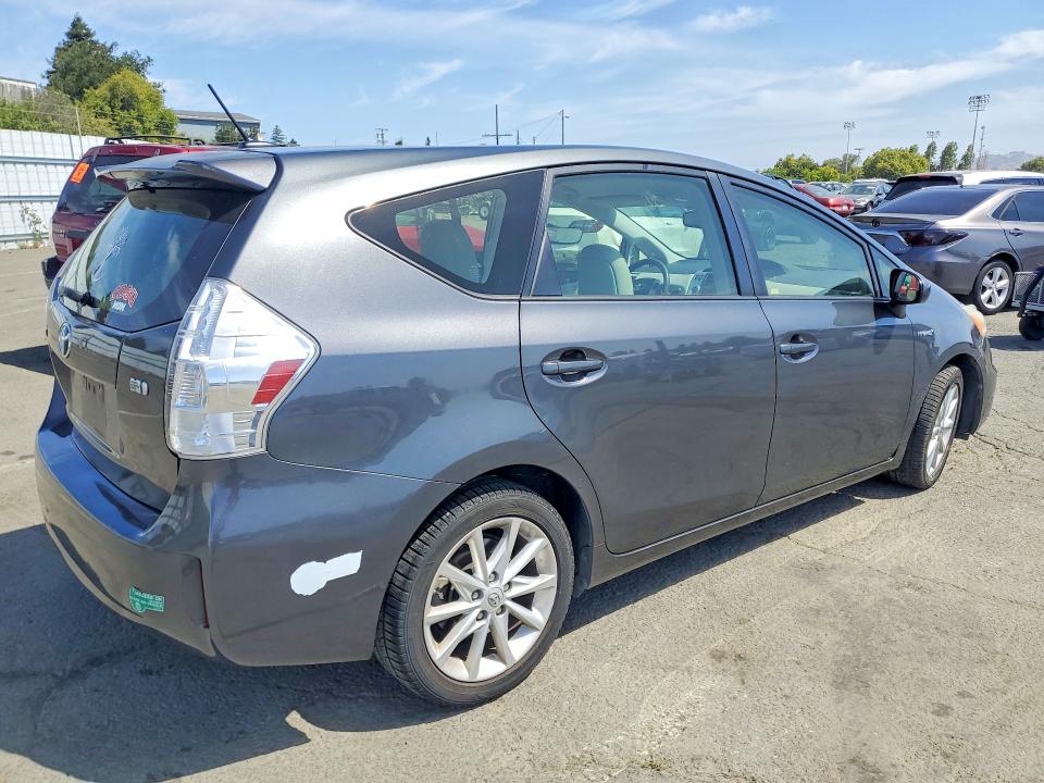 Продажа на аукционе авто 2012 Toyota Prius V, vin: JTDZN3EU8C3128432, номер лота: 59620136