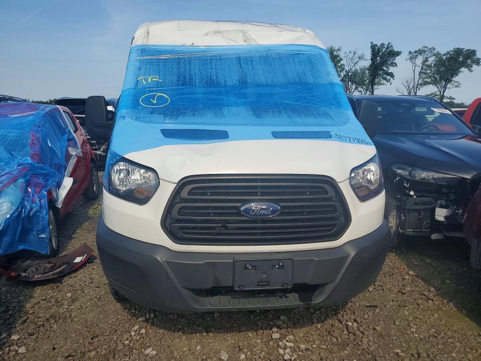 58777926 :رقم المزاد ، 1FTYR2CMXKKA61138 vin ، 2019 Ford Transit مزاد بيع
