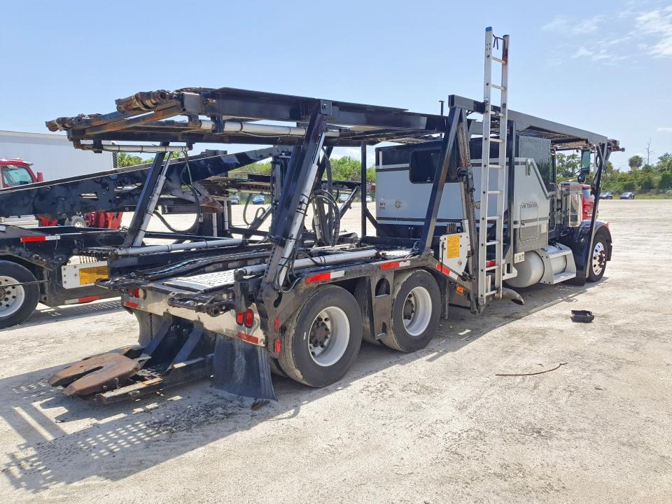 60440096 :رقم المزاد ، 1NP5DB9X07D683190 vin ، 2007 Peterbilt 379 مزاد بيع