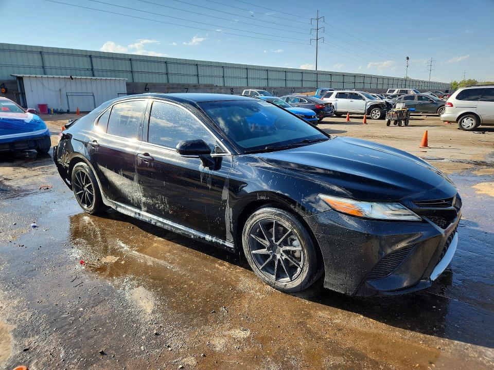Продажа на аукционе авто 2018 Toyota Camry, vin: 4T1B61HK7JU013563, номер лота: 60638386