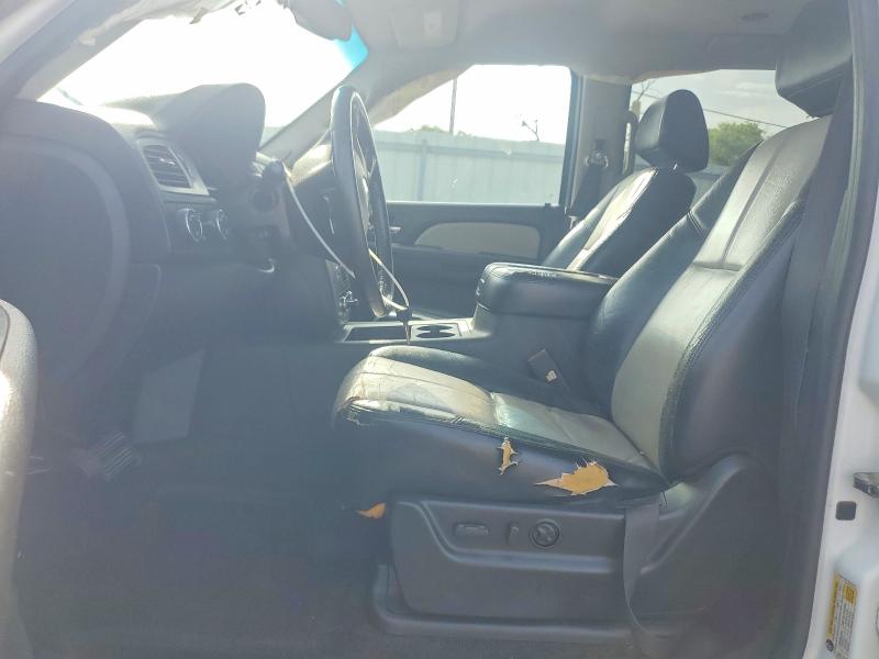 Продажа на аукционе авто 2007 Chevrolet Suburban, vin: 3GNFK16317G274414, номер лота: 61921086
