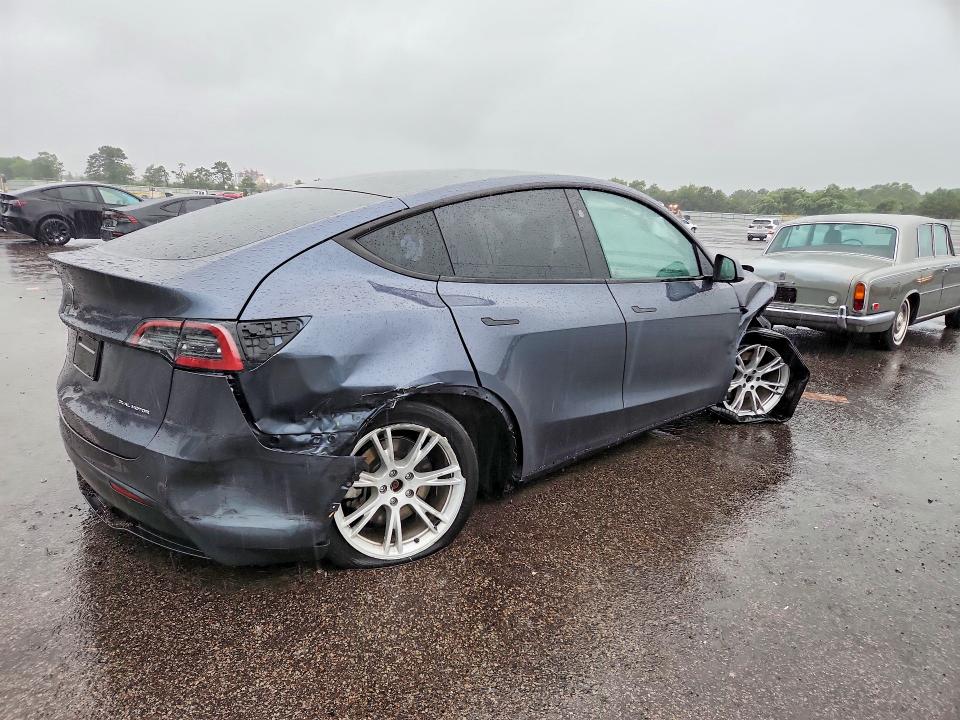 59872756 :رقم المزاد ، 7SAYGDEE3PA178734 vin ، 2023 Tesla Model Y مزاد بيع