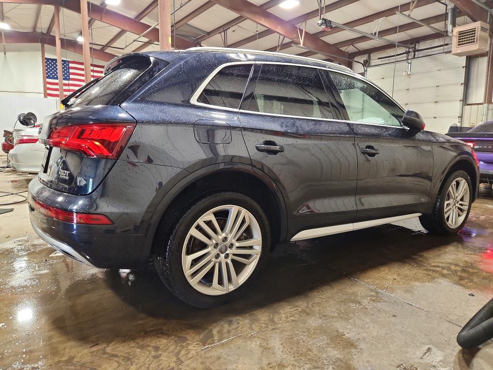 2018 Audi Q5 მანქანა იყიდება აუქციონზე, vin: WA1BNAFY8J2147440, აუქციონის ნომერი: 61774626