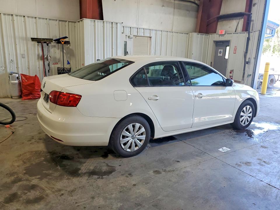 2014 Volkswagen Jetta მანქანა იყიდება აუქციონზე, vin: 3VW2K7AJ0EM218217, აუქციონის ნომერი: 60403126