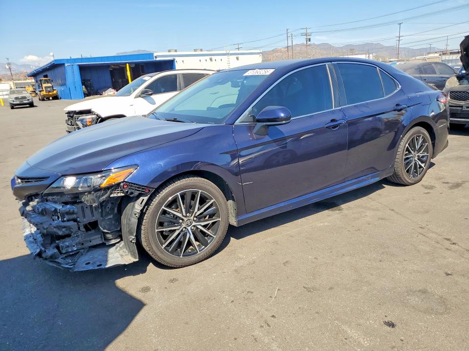 2021 Toyota Camry მანქანა იყიდება აუქციონზე, vin: 44T1G11AK9MU53208, აუქციონის ნომერი: 61393256