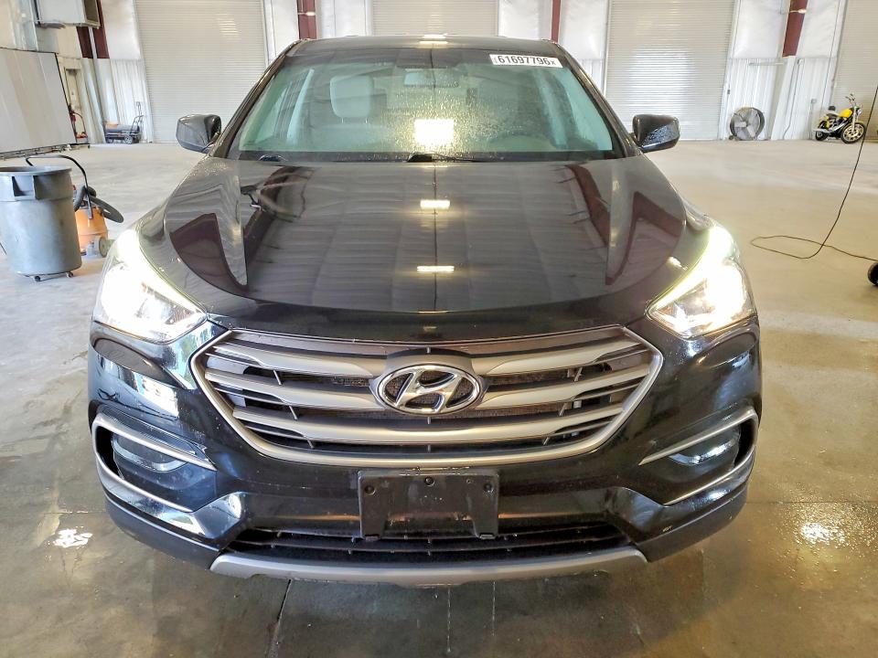 Продажа на аукционе авто 2017 Hyundai Santa Fe Sport, vin: 5NMZTDLB2HH023083, номер лота: 61697796