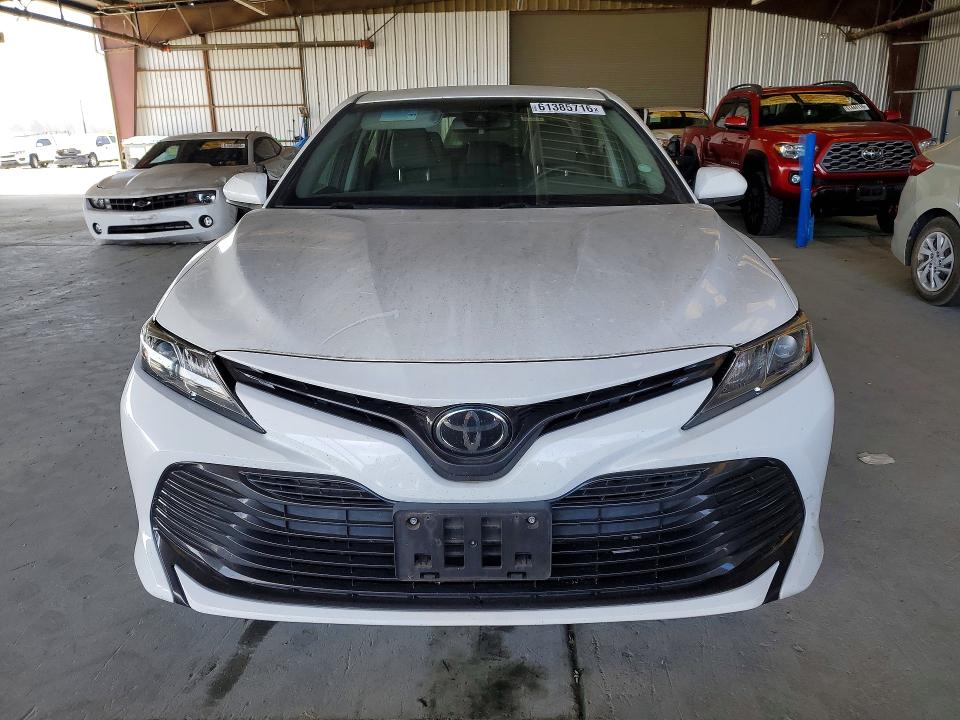 Продаж на аукціоні авто 2018 Toyota Camry, vin: JTNB11HK1J3038978, номер лоту: 61385716