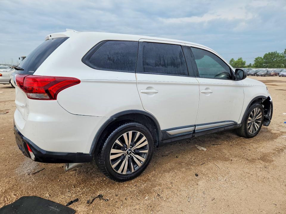 59606646 :رقم المزاد ، JA4AZ3A31KZ007150 vin ، 2019 Mitsubishi Outlander مزاد بيع