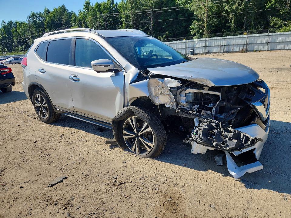 2017 Nissan Rogue მანქანა იყიდება აუქციონზე, vin: JN8AT2MV0HW279590, აუქციონის ნომერი: 61078706