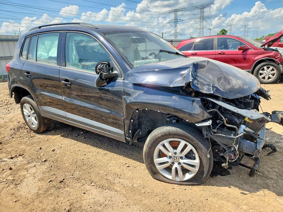 Продаж на аукціоні авто 2016 Volkswagen Tiguan, vin: WVGAV7AX7GW534609, номер лоту: 85624675
