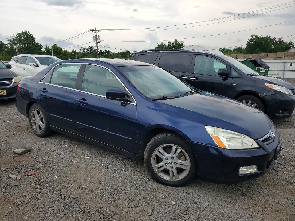 62209796 :رقم المزاد ، 1HGCM56327A224120 vin ، 2007 Honda Accord مزاد بيع