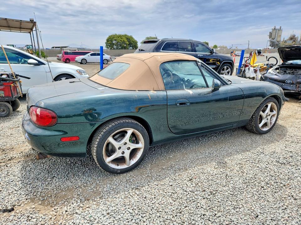 Продаж на аукціоні авто 2001 Mazda Mx-5 Miata, vin: JM1NB353110212847, номер лоту: 61013606