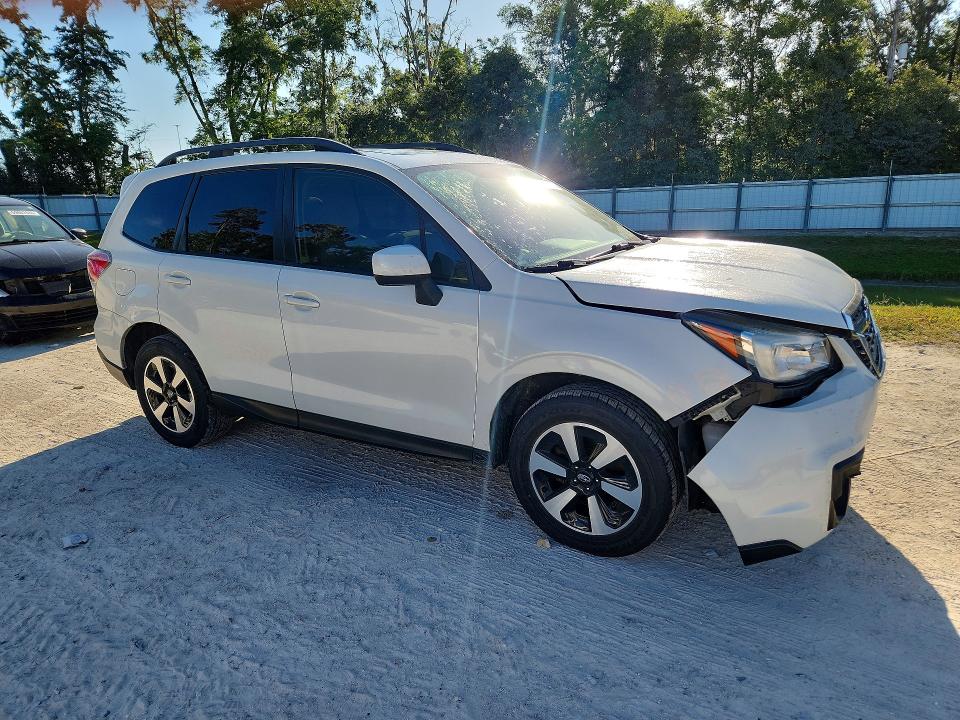 2018 Subaru Forester მანქანა იყიდება აუქციონზე, vin: JF2SJAEC0JH509444, აუქციონის ნომერი: 85964705