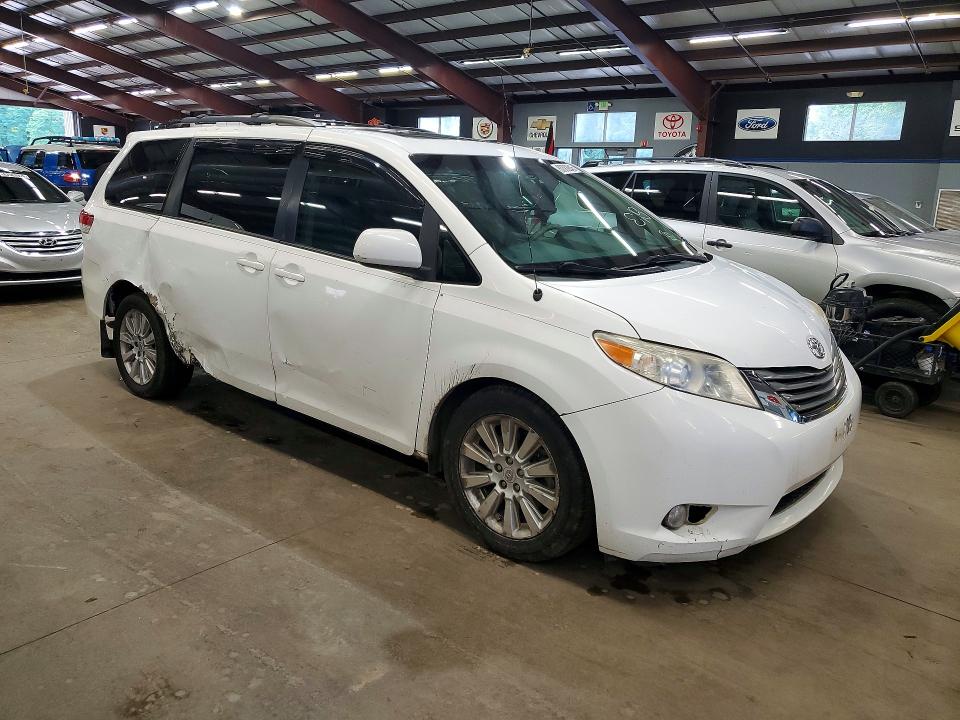 Aukcja sprzedaży 2011 Toyota Sienna, vin: 5TDDK3DC0BS019018, numer aukcji: 63382846