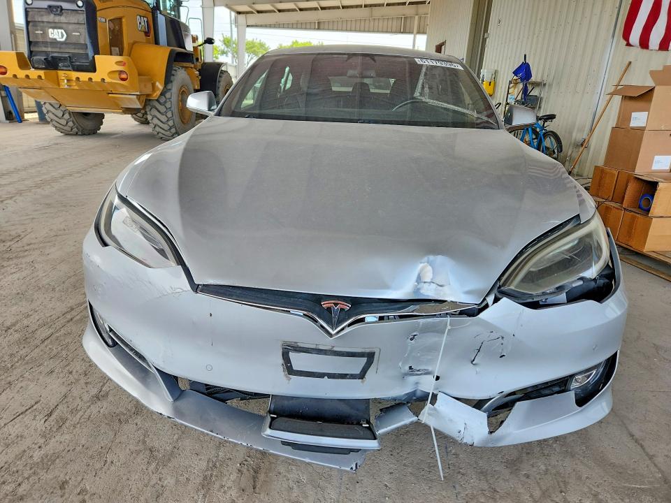Продаж на аукціоні авто 2017 Tesla Model S, vin: 5YJSA1E19HF184686, номер лоту: 61179396