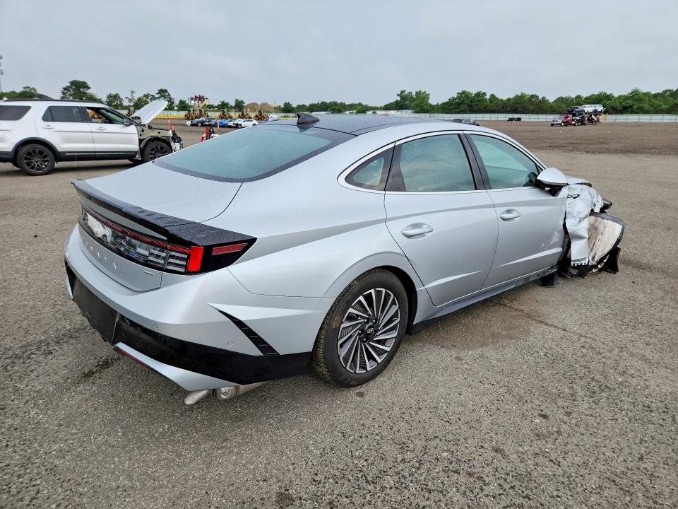 Продажа на аукционе авто 2024 Hyundai Sonata Hybrid, vin: KMHL54JJ4RA095307, номер лота: 60248876