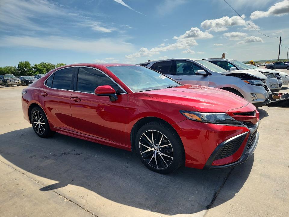 Продажа на аукционе авто 2021 Toyota Camry, vin: 4T1G11AK1MU437646, номер лота: 60453726
