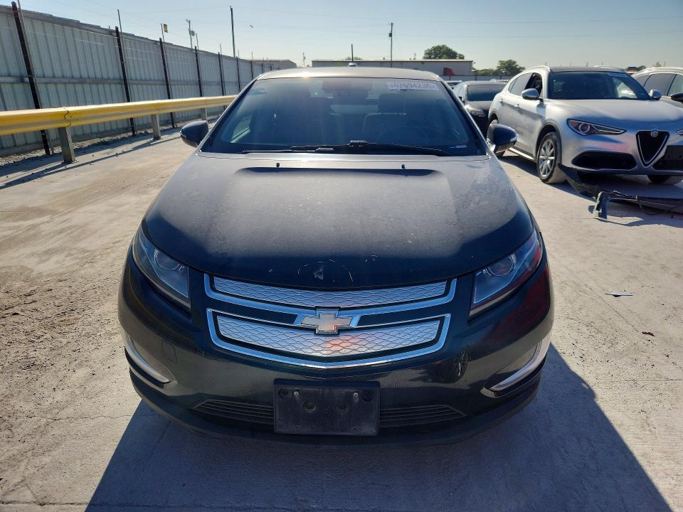 62694236 :رقم المزاد ، 1G1RA6E47FU125526 vin ، 2015 Chevrolet Volt مزاد بيع