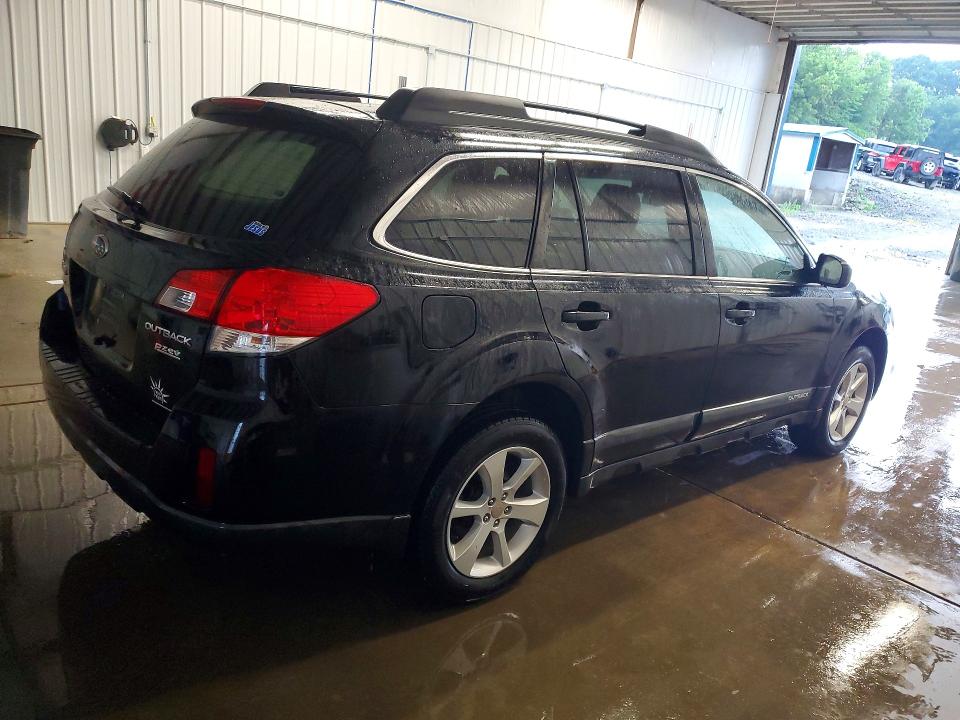 2013 Subaru Outback მანქანა იყიდება აუქციონზე, vin: 4S4BRBCC0D3323206, აუქციონის ნომერი: 62002176