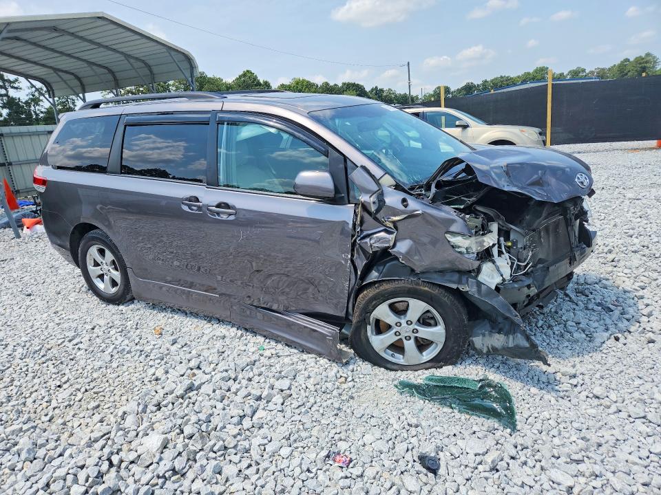 Продажа на аукционе авто 2011 Toyota Sienna, vin: 5TDKK3DC2BS041397, номер лота: 62416356
