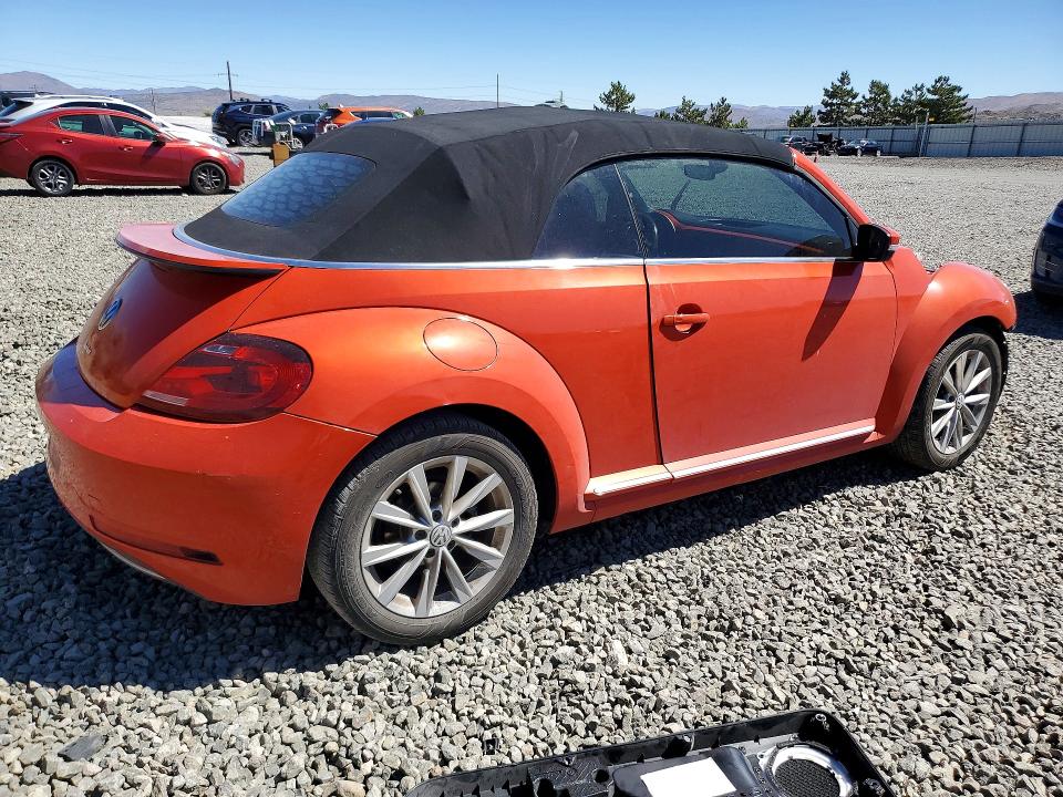 Продаж на аукціоні авто 2018 Volkswagen Beetle, vin: 3VW5DAAT5JM516777, номер лоту: 62770046